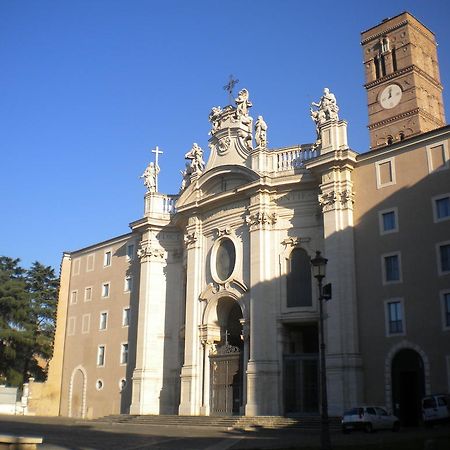 B&B La Finestra Di Fronte Róma Kültér fotó