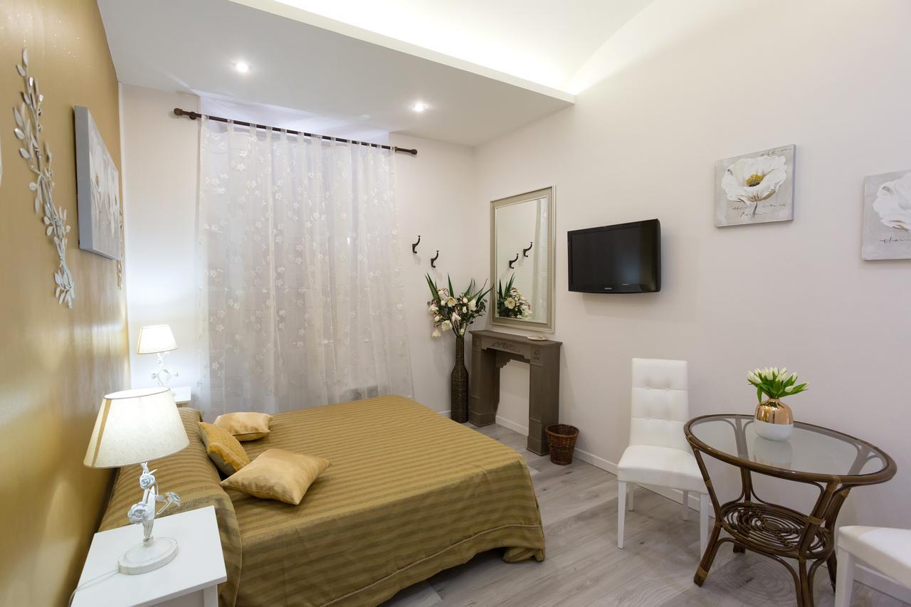 B&B La Finestra Di Fronte Róma Kültér fotó