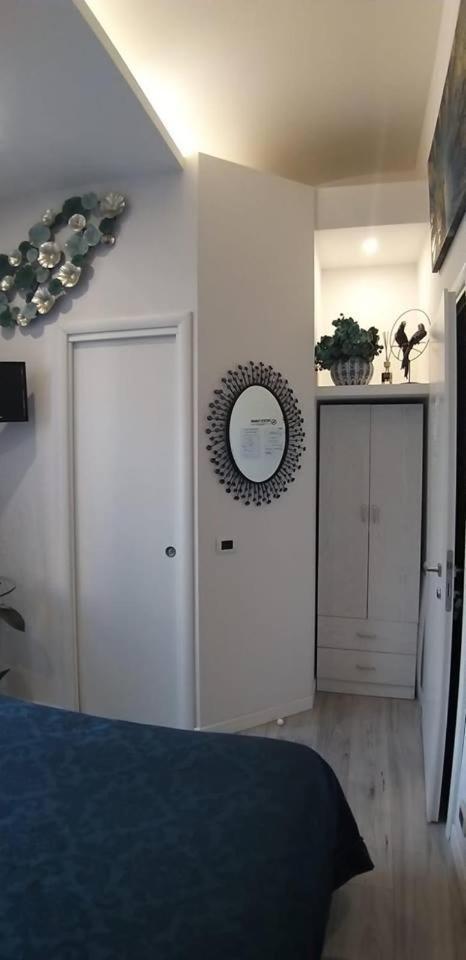 B&B La Finestra Di Fronte Róma Kültér fotó